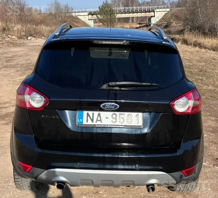 Ford Kuga 2011 photo 3