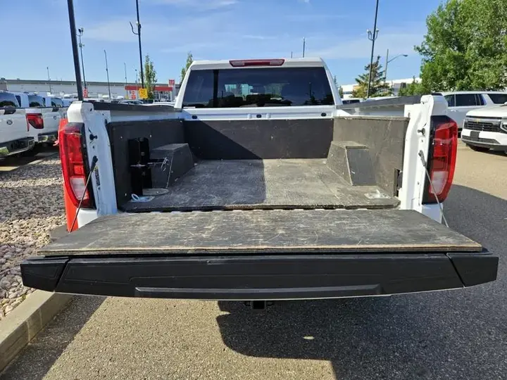 GMC Sierra 1500 2025 photo 5