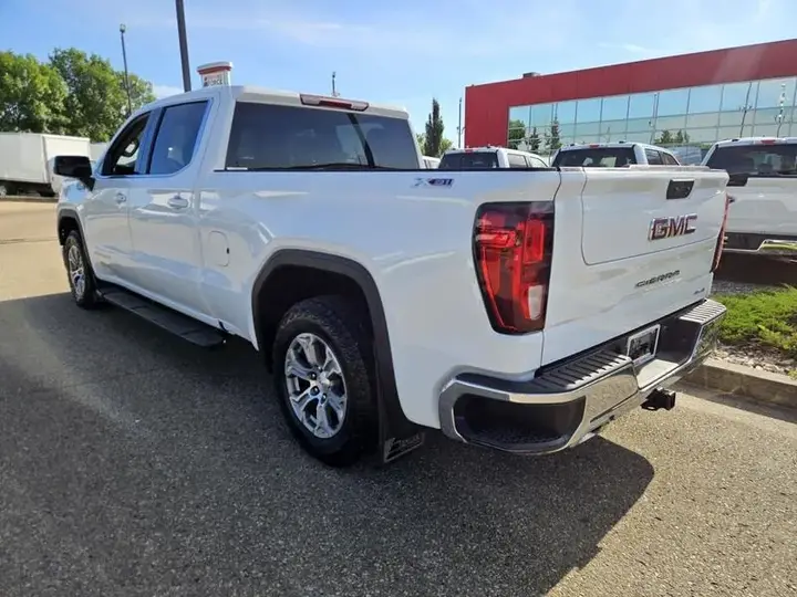 GMC Sierra 1500 2025 photo 3