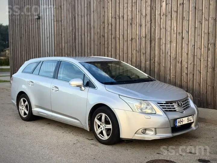 Toyota Avensis 2009 photo 4