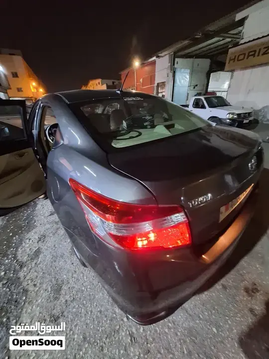 Toyota Yaris 2014 photo 4