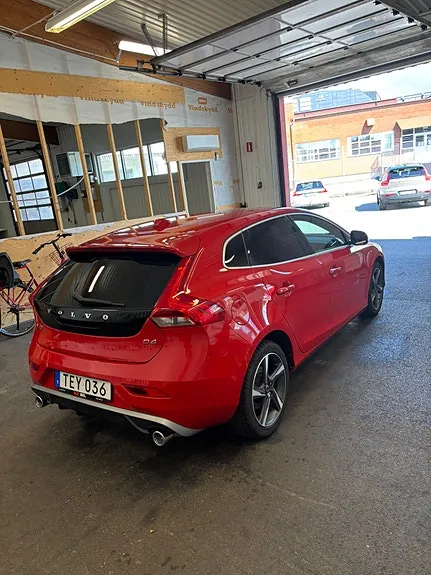 Volvo V40 2015 photo 2