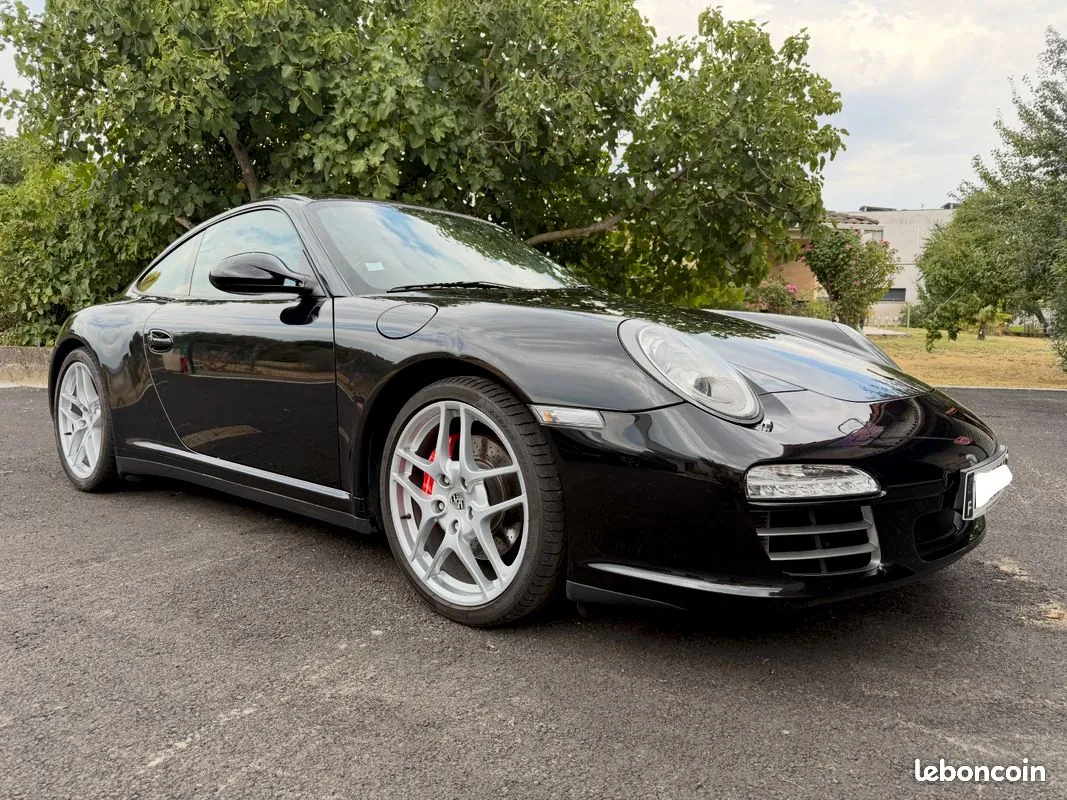 Porsche 911 2009 photo 2