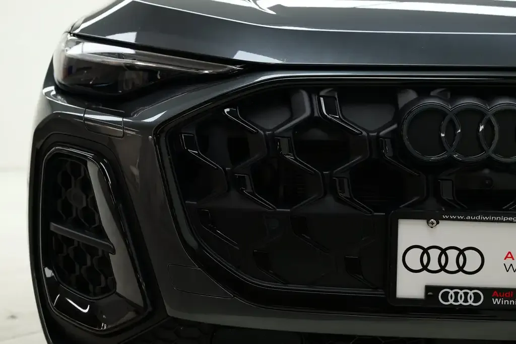 Audi Q5 2025 photo 3