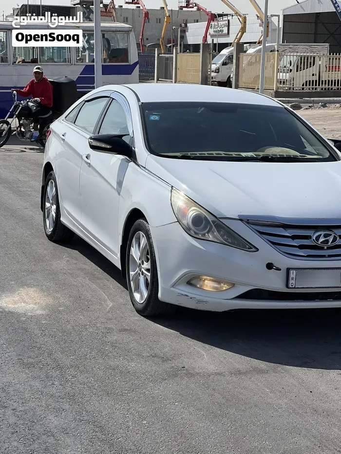 Hyundai Sonata 2012 photo 4