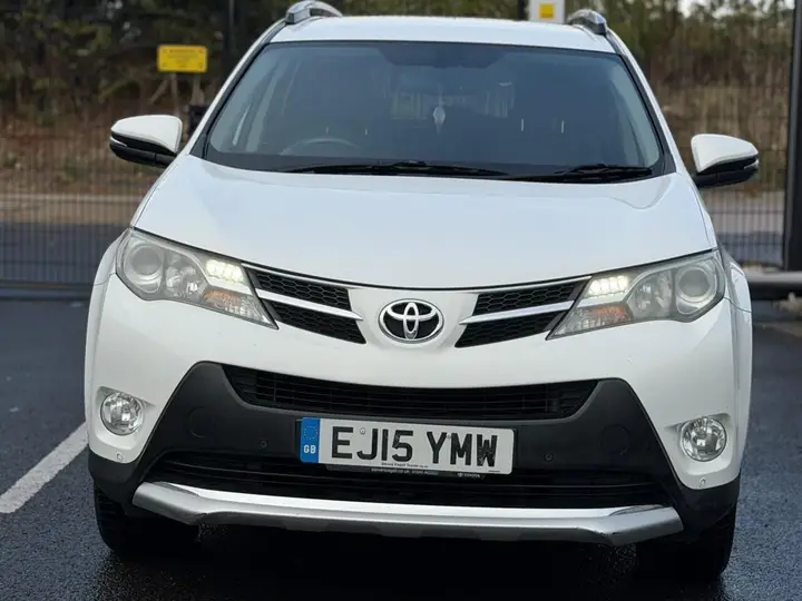 Toyota Rav4 2015 photo 3