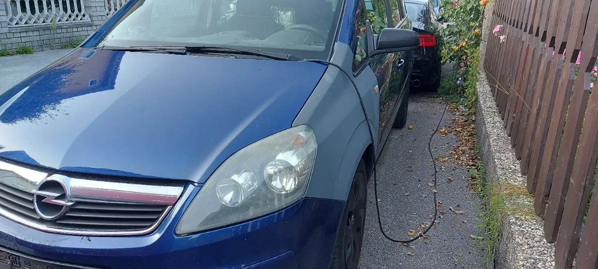 Opel Zafira 2005 photo 3