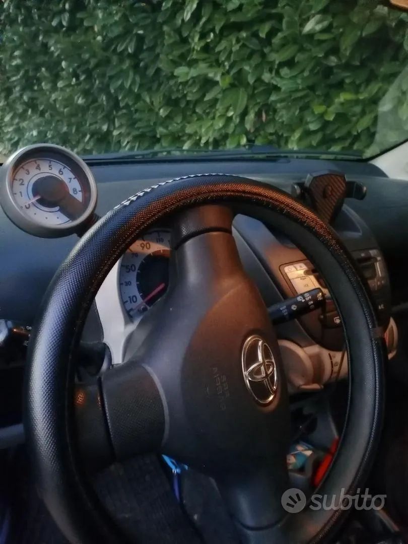 Toyota Aygo 2005 photo 2