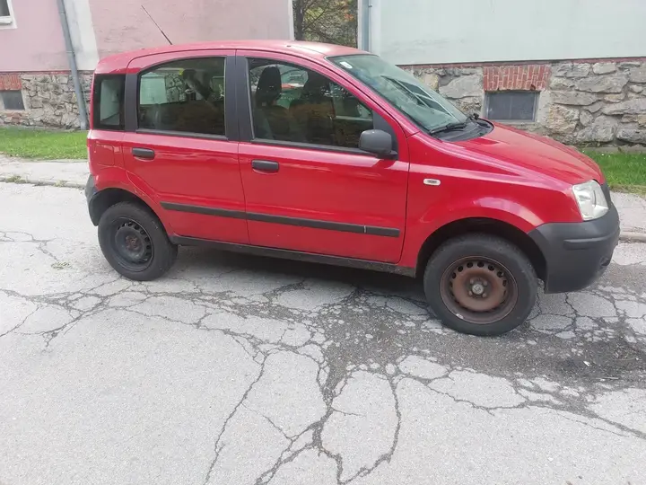 Fiat Panda 4X4 2008 photo 2