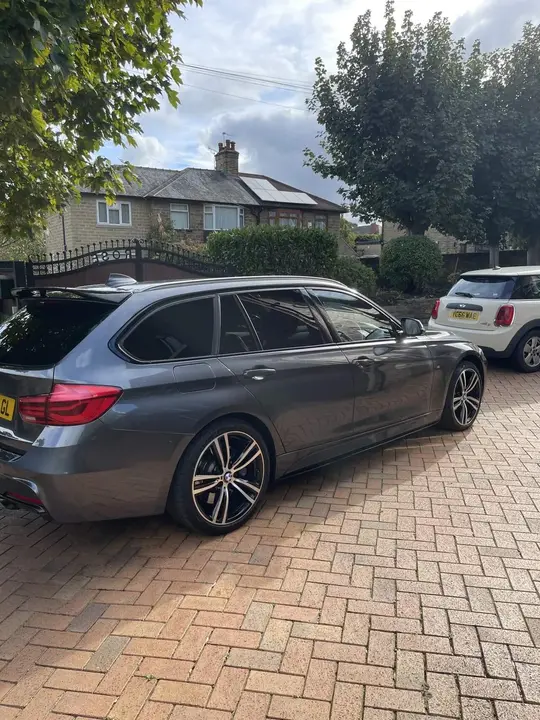 BMW 3 Series 2015 photo 3