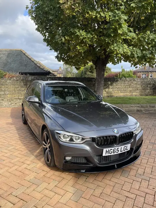 BMW 3 Series 2015 photo 2