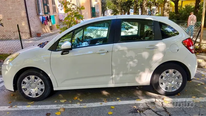 Citroen C3 2010 photo 2