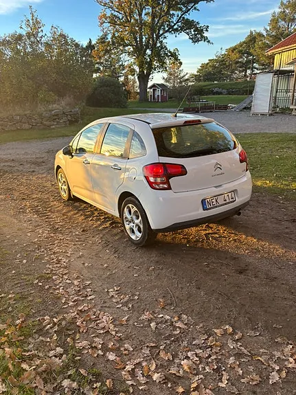 Citroen C3 2012 photo 3
