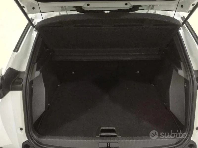 Peugeot 2008 2022 photo 5
