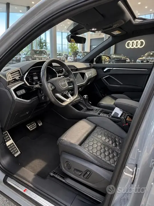 Audi Q3 2023 photo 5