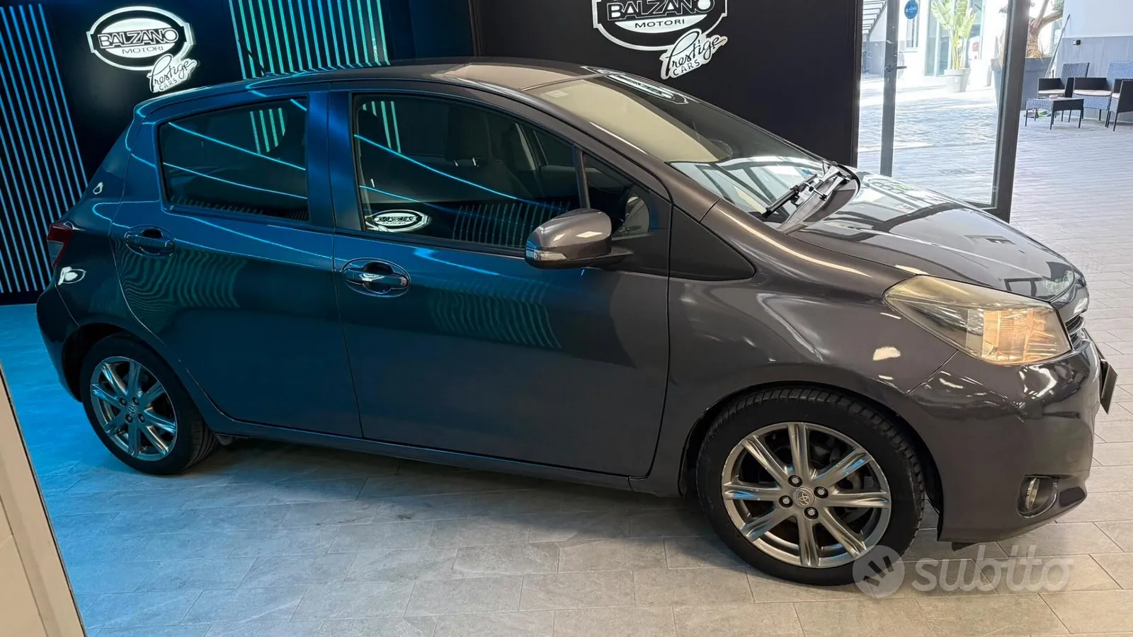 Toyota Yaris 2014 photo 4