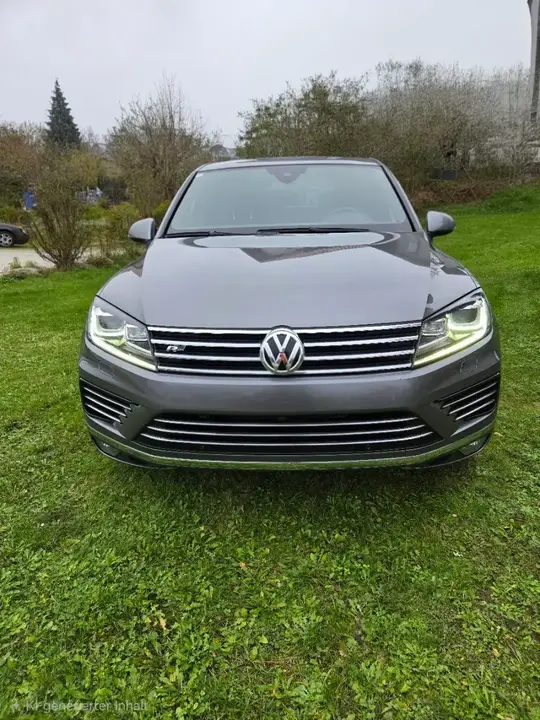 Volkswagen Touareg 2015 photo 2