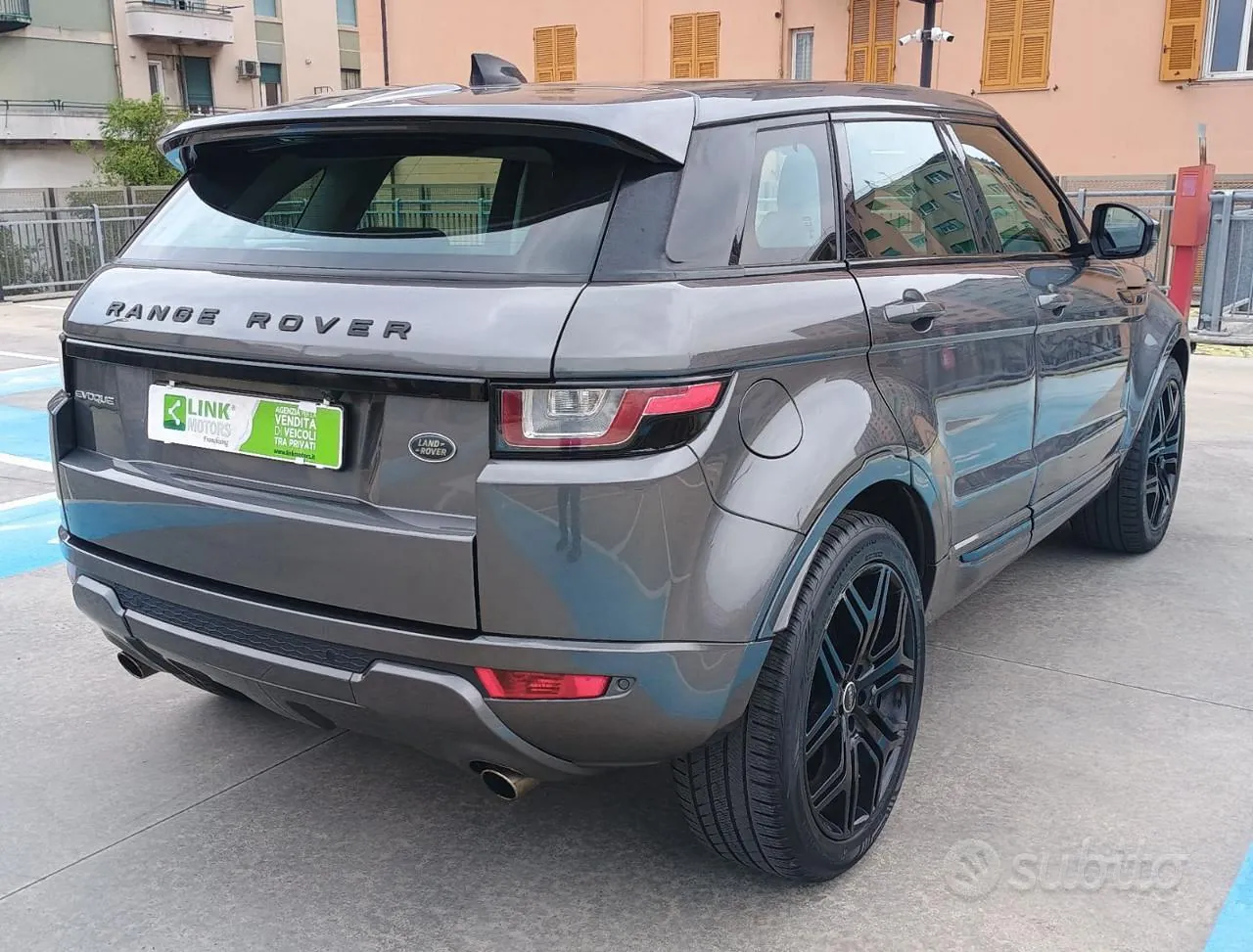 Land Rover Range Rover Evoque 2017 photo 5