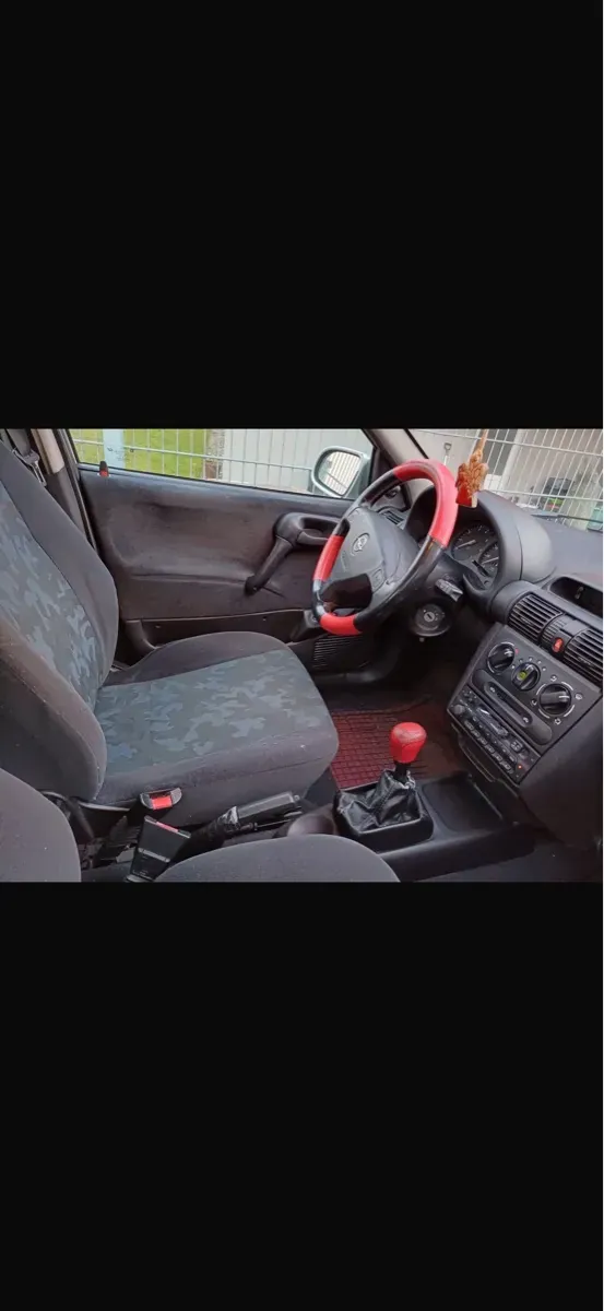 Opel Corsa 2000 photo 3