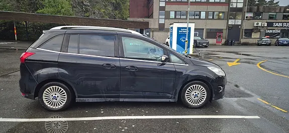 Ford Grand C-Max 2011 photo 3