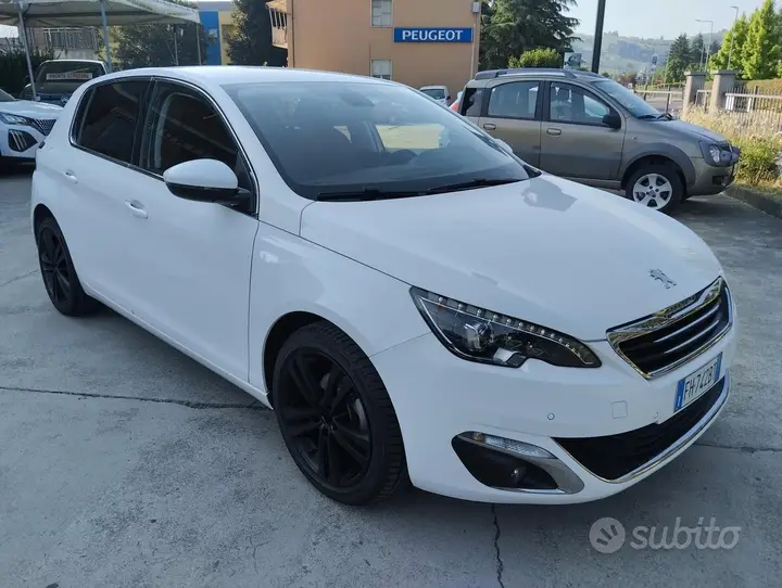 Peugeot 308 2017 photo 2