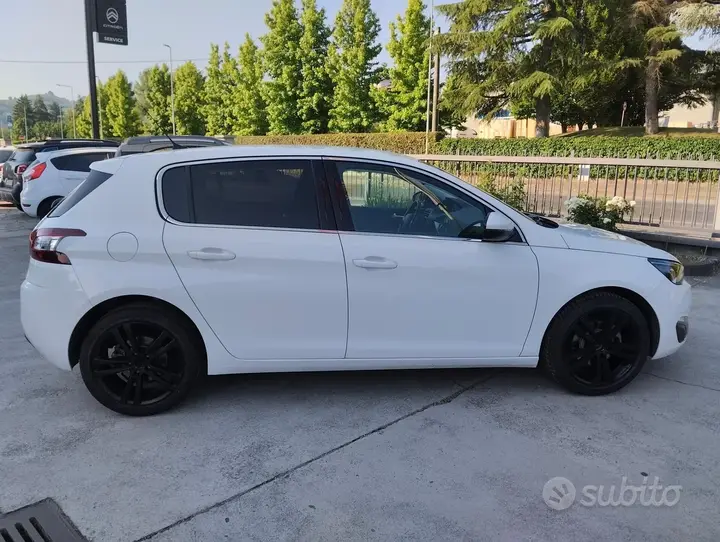Peugeot 308 2017 photo 5