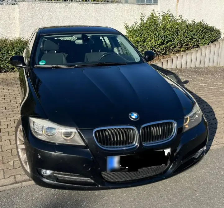 BMW 320I