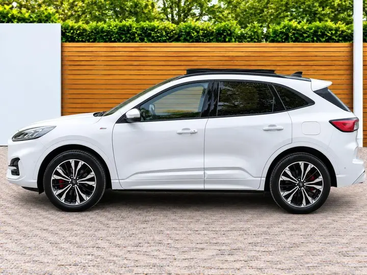 Ford Kuga 2023 photo 4