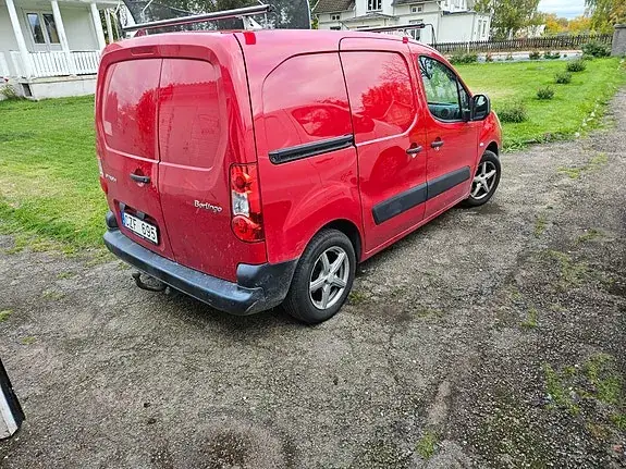 Citroen Berlingo 2011 photo 3