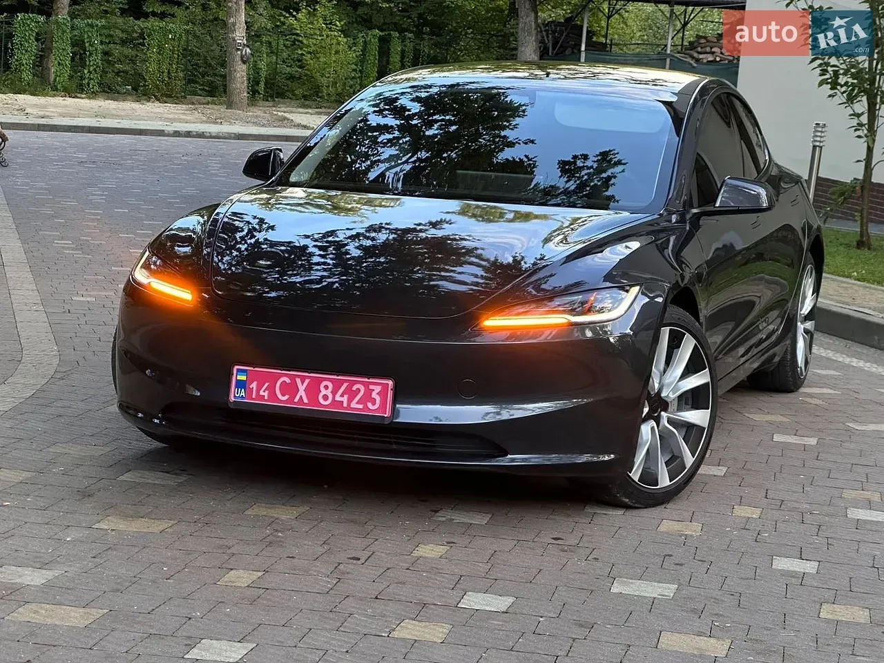 Tesla Model 3 2025 photo 5
