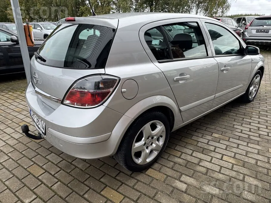Opel Astra 2007 photo 4