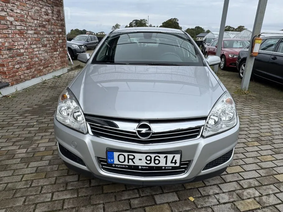 Opel Astra 2007 photo 2
