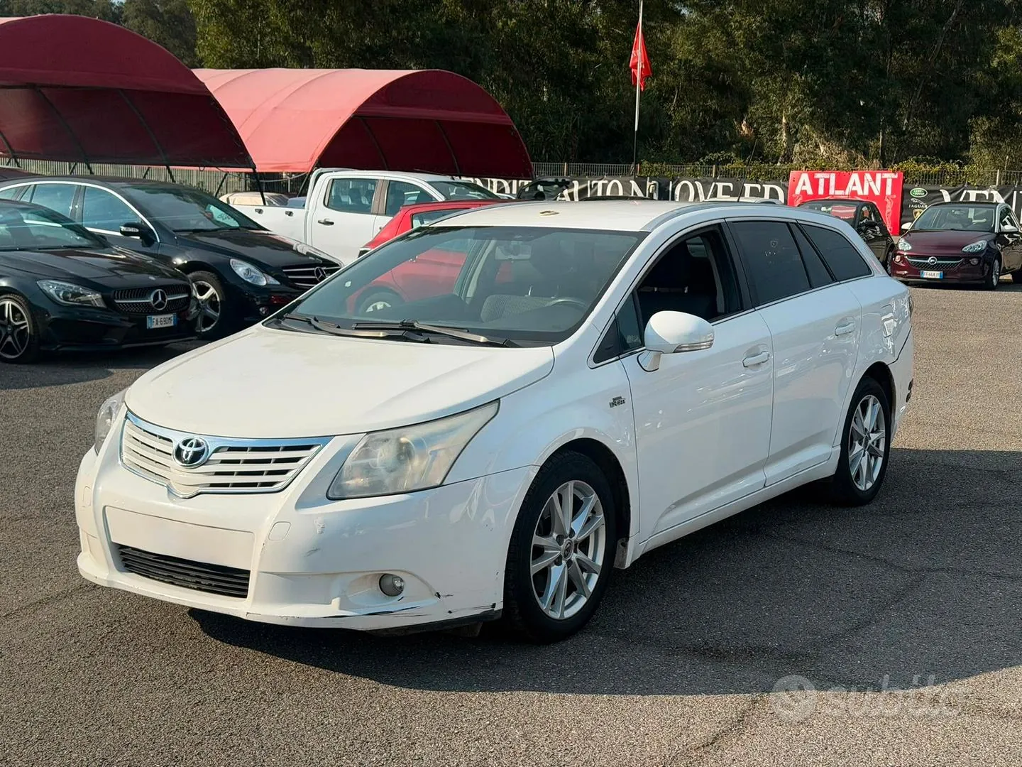 Toyota Avensis 2011 photo 3