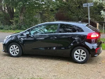 Kia Rio 2015 photo 3