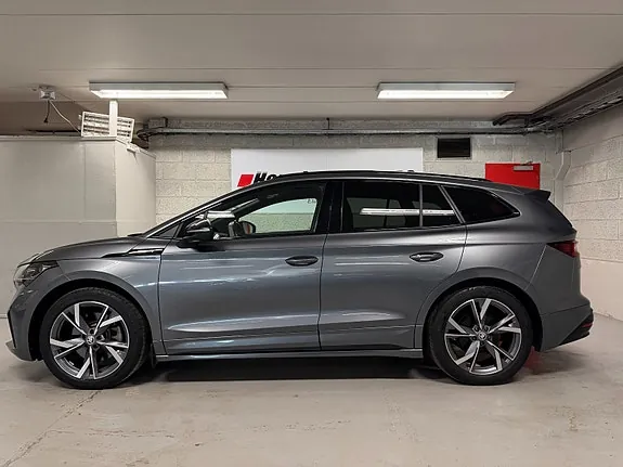 Skoda Enyaq 2023 photo 2