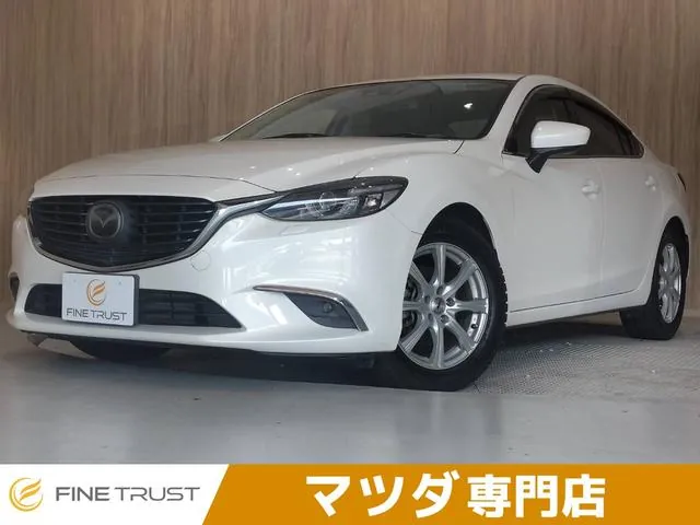 Mitsubishi Atenza Sedan