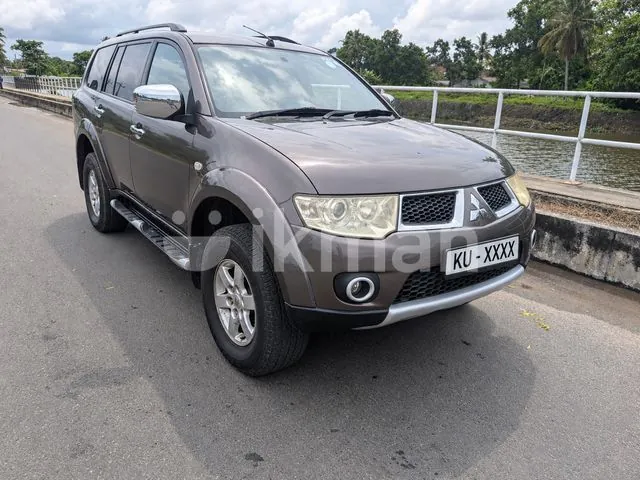 Mitsubishi Montero