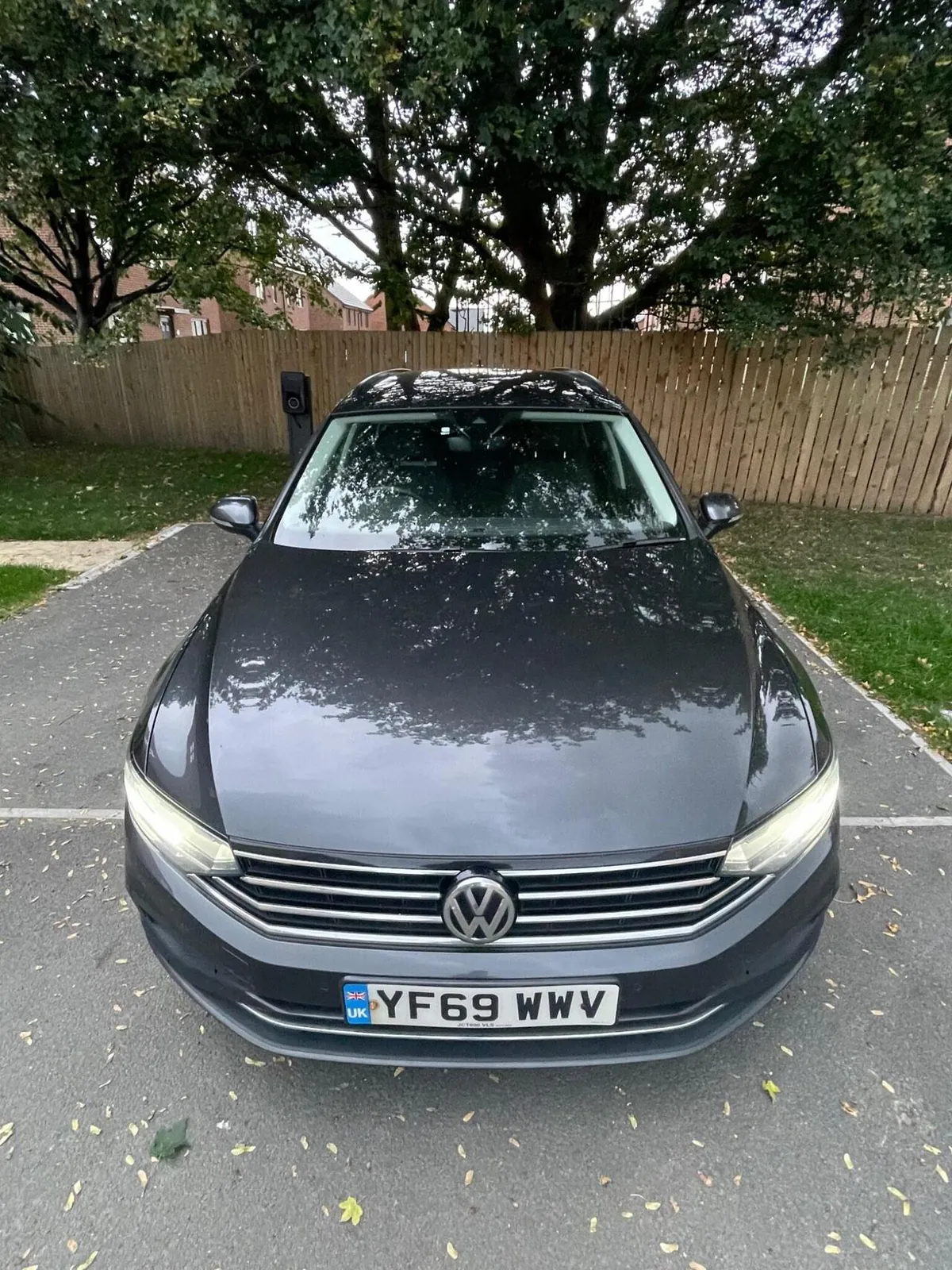 Volkswagen Passat 2019 photo 2