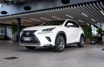 Lexus Nx300 2019 photo 2
