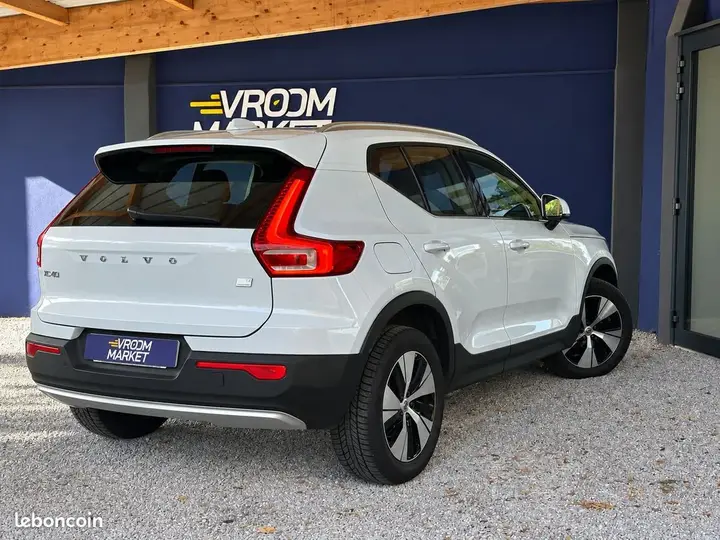 Volvo Xc40 2022 photo 2