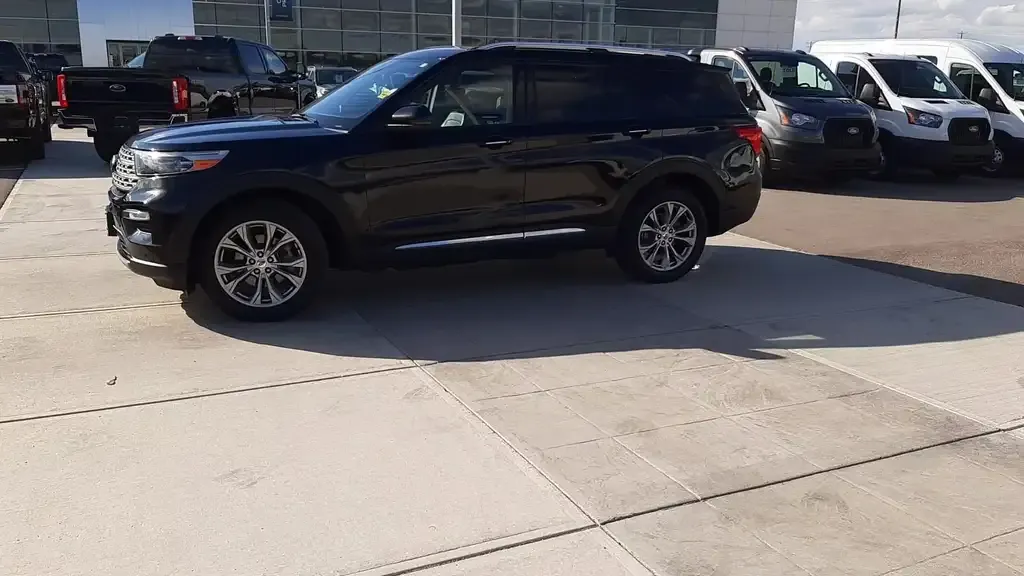 Ford Explorer 2023 photo 4