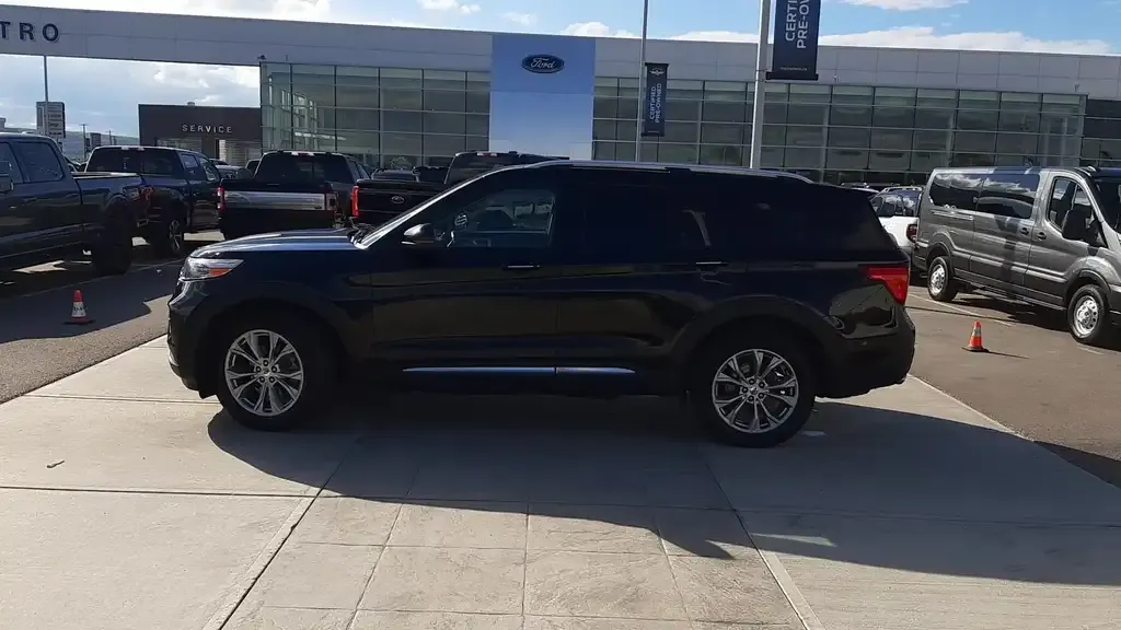 Ford Explorer 2023 photo 5