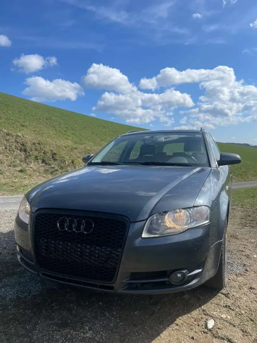 Audi A4 2006 photo 2
