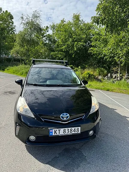 Toyota Prius 2012 photo 2