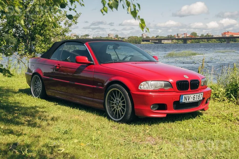 BMW 330