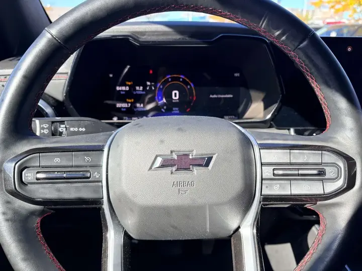 Chevrolet Colorado 2024 photo 2