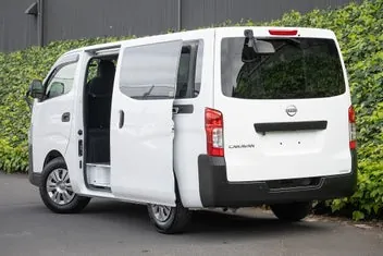 Nissan Nv350 2022 photo 3