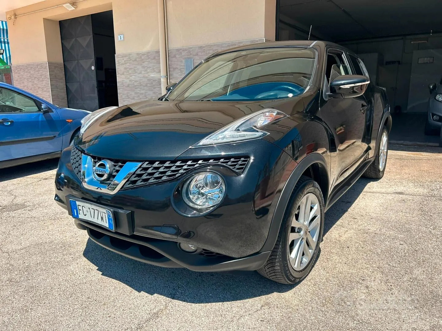 Nissan Juke 2016 photo 2
