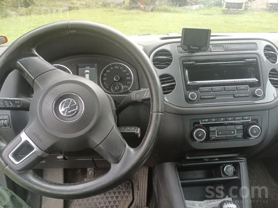 Volkswagen Tiguan 2012 photo 5