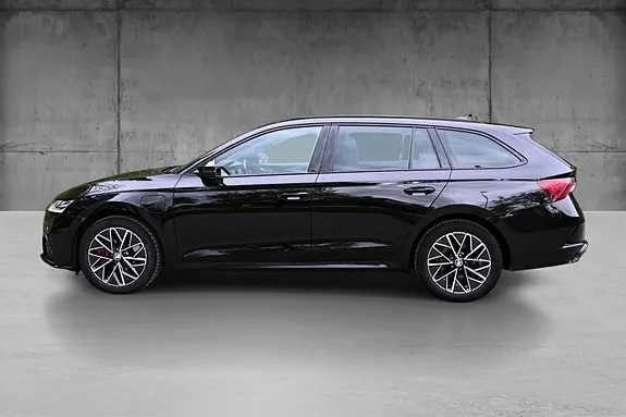 Skoda Octavia 2021 photo 3